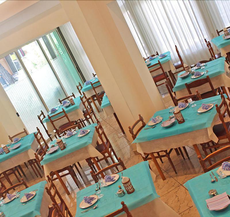 Hotel Royal Misano Adriatico Exterior foto